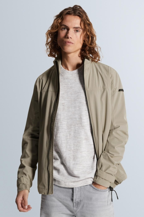 Cast Iron groene heren jas | Model vooraanzicht