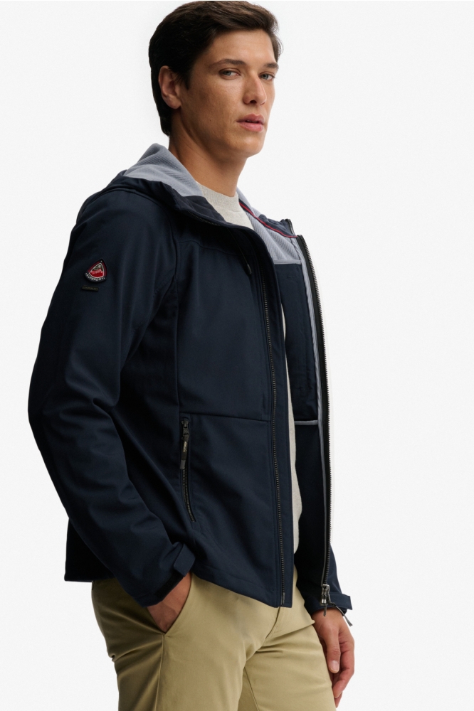 Superdry blauwe heren jas | Model zijaanzicht