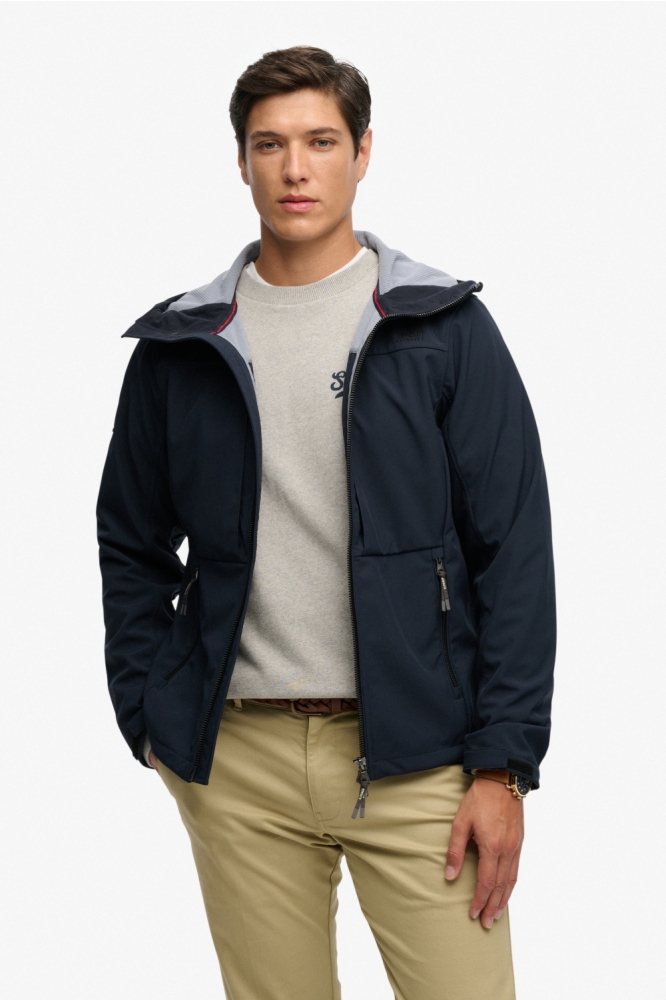 Superdry blauwe heren jas | Model vooraanzicht