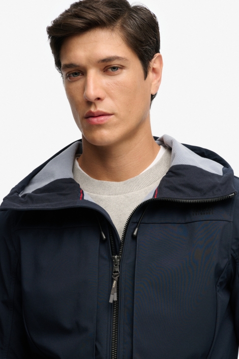 Superdry blauwe heren jas | Close up