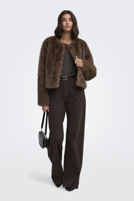Jacqueline de Yong bruine dames jas | Model
