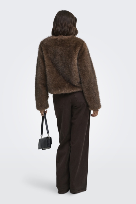 Jacqueline de Yong bruine dames jas | Model