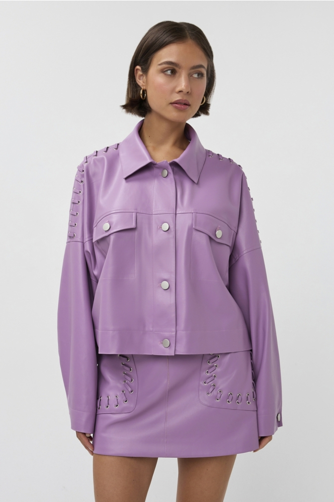 Studio Amaya paarse dames blazer | Model vooraanzicht