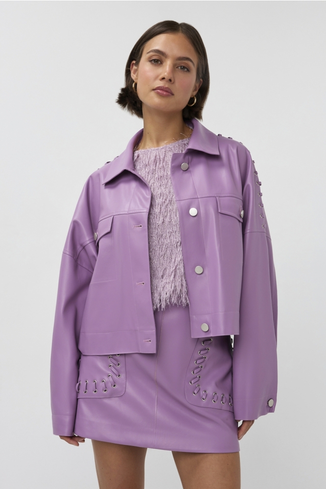 Studio Amaya paarse dames blazer | Model vooraanzicht