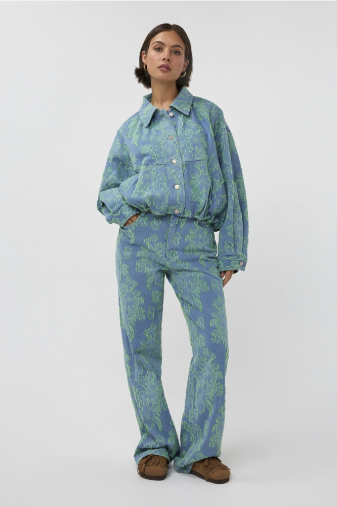 Studio Amaya groene dames jas | Model