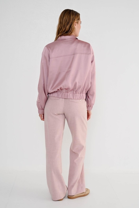 Maicazz roze dames jas | Model achteraanzicht