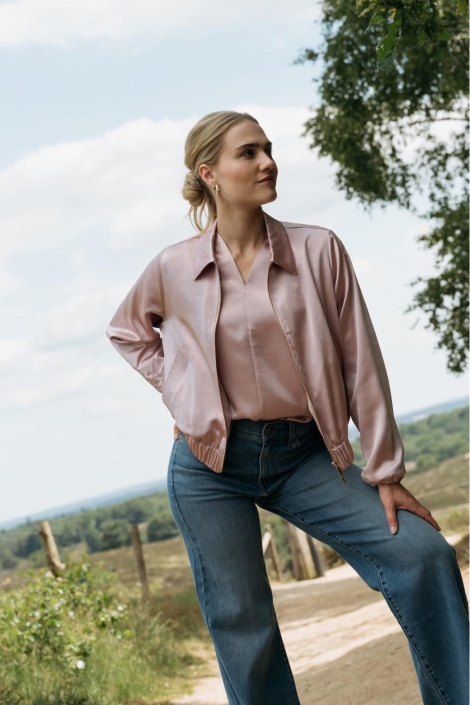 Maicazz roze dames jas | Sfeerbeeld, In situatie