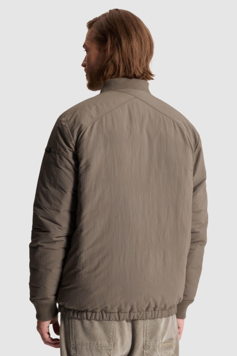 Cast Iron taupe heren jas | Model vooraanzicht