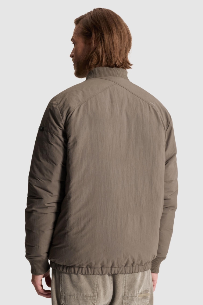 Cast Iron taupe heren jas | Model vooraanzicht