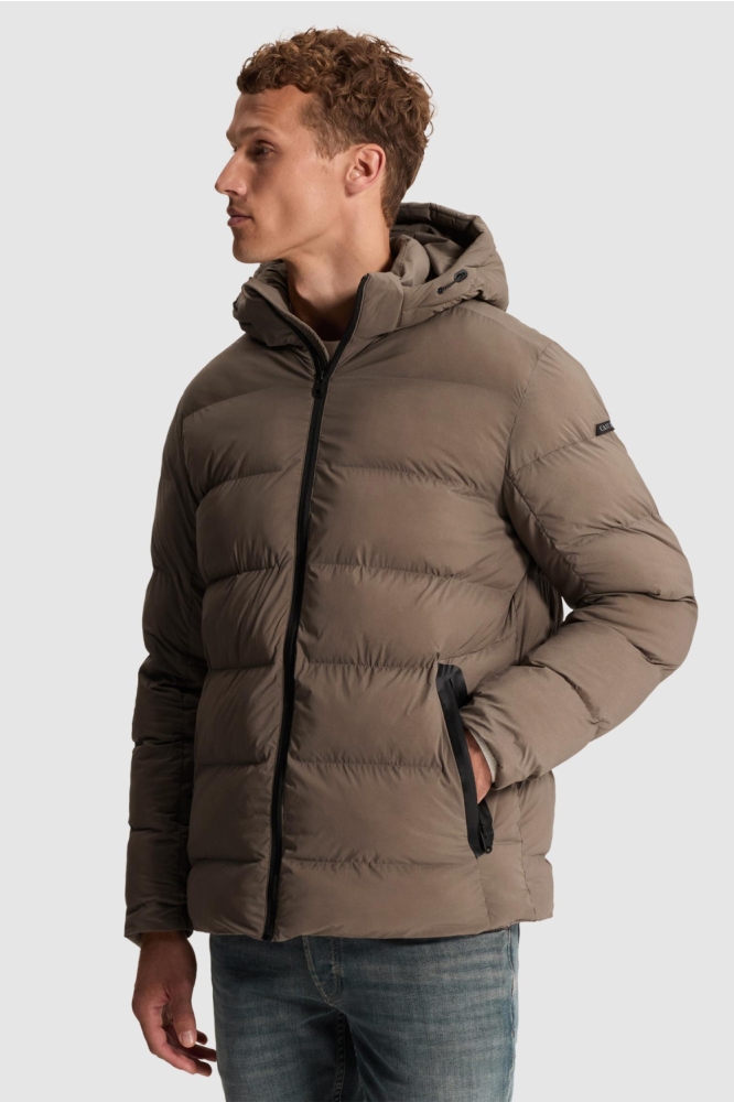 Cast Iron taupe heren jas | Model vooraanzicht