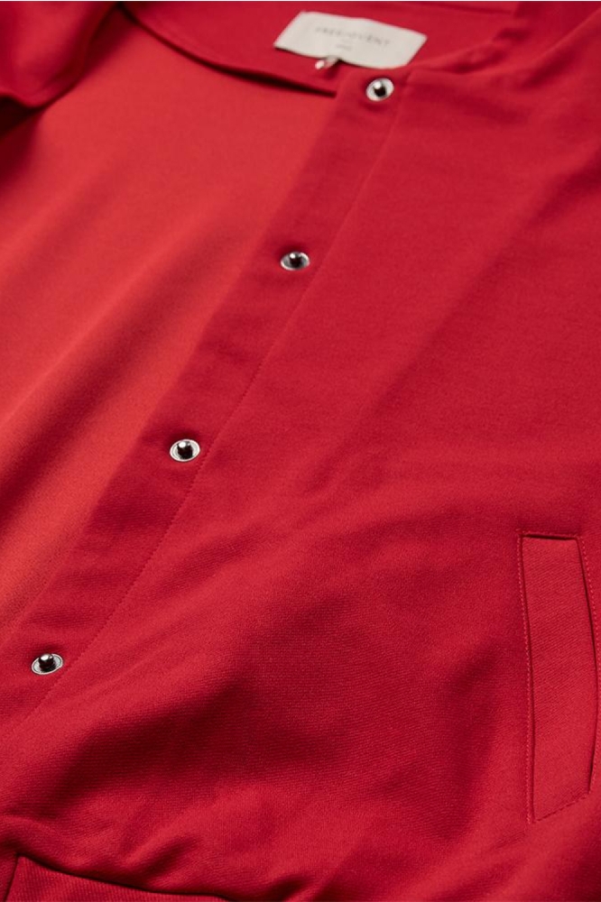 Freequent rode dames vest | Kleurstaal