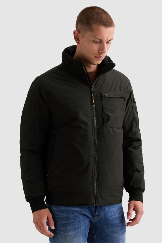 PME legend zwarte heren jas | Model vooraanzicht