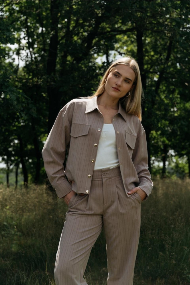 Zizo roze dames blazer | Sfeerbeeld, In situatie