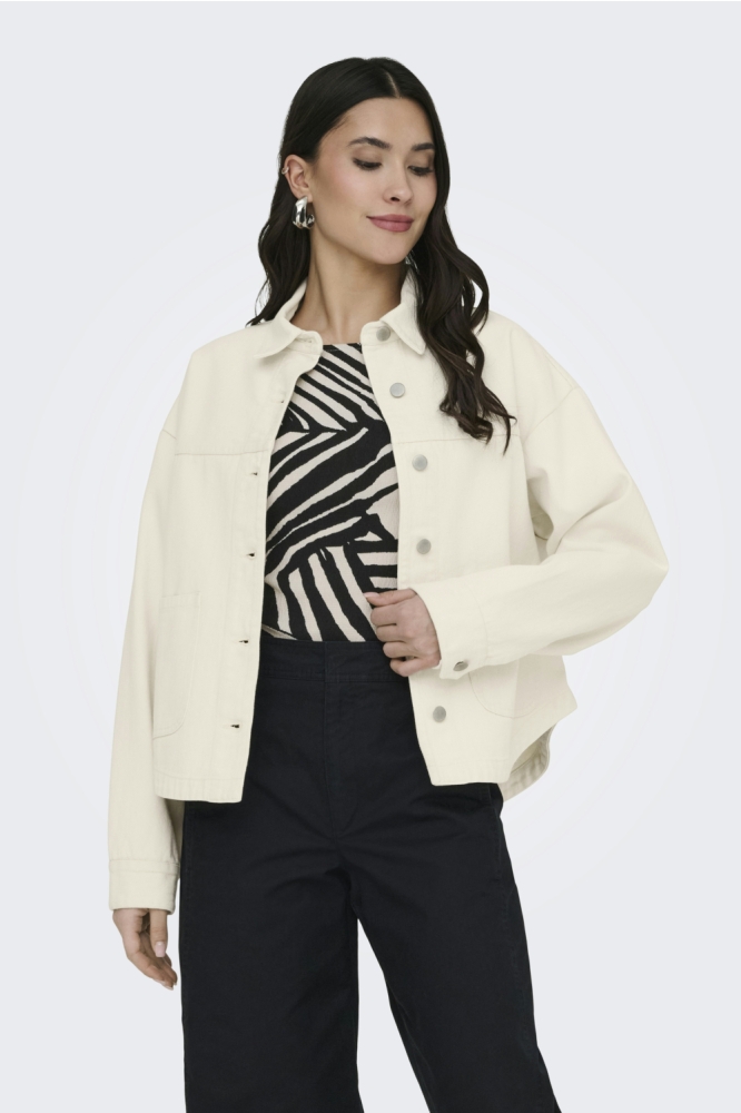 Jacqueline de Yong ecru dames jas | Model vooraanzicht