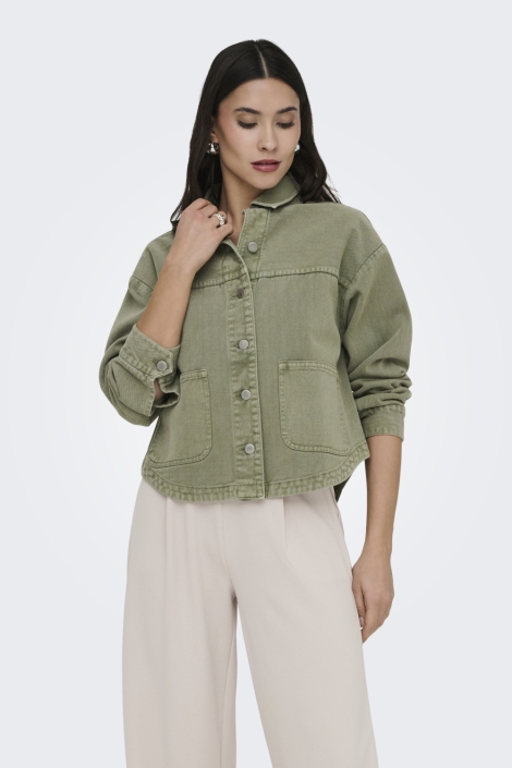 Jacqueline de Yong groene dames jas | Model vooraanzicht