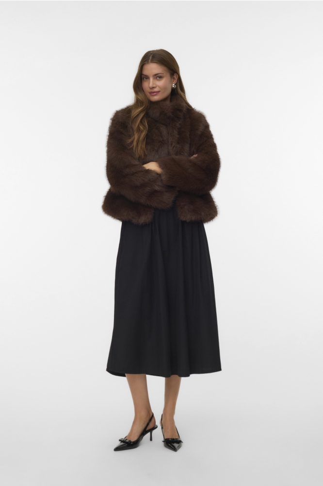 Vero Moda bruine dames jas | Model