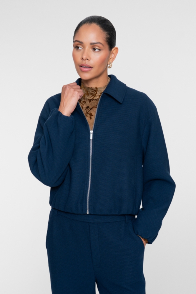 Geisha blauwe dames vest | Model vooraanzicht