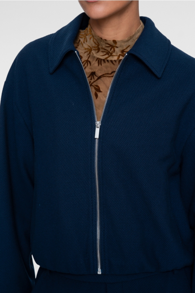 Geisha blauwe dames vest | Close up