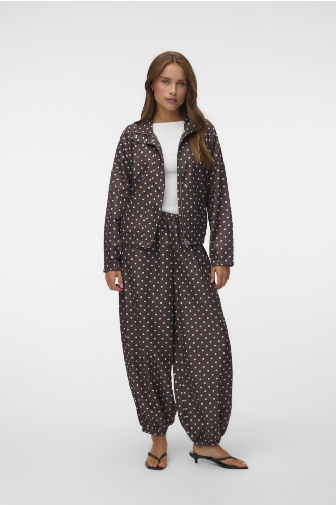 Vero Moda bruine dames jas | Model