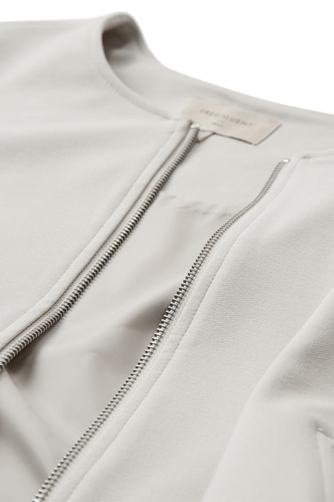 Freequent beige dames jas | Close up