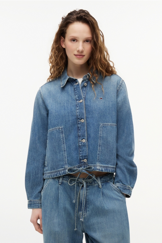 Tommy Jeans blauwe dames jas | Model vooraanzicht