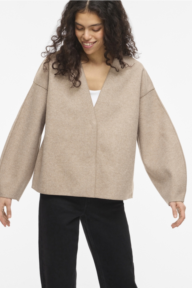 Vila beige dames jas | Model vooraanzicht