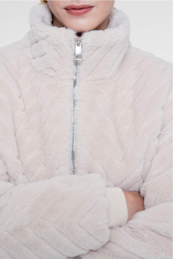 Geisha beige dames jas | Close up