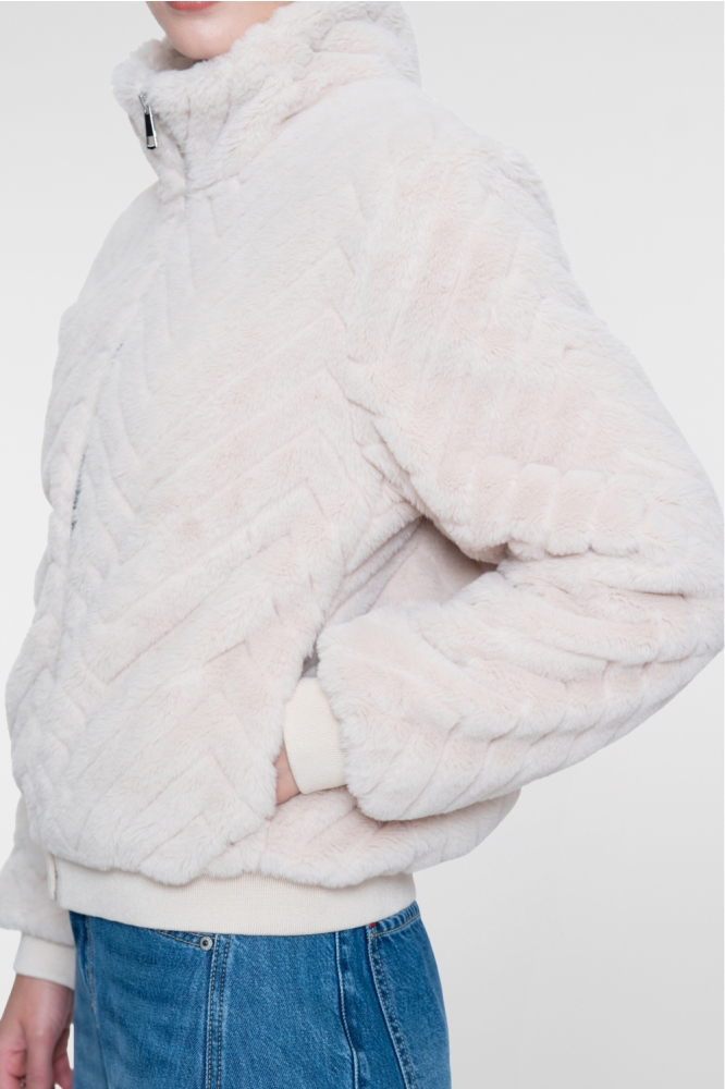 Geisha beige dames jas | Kleurstaal