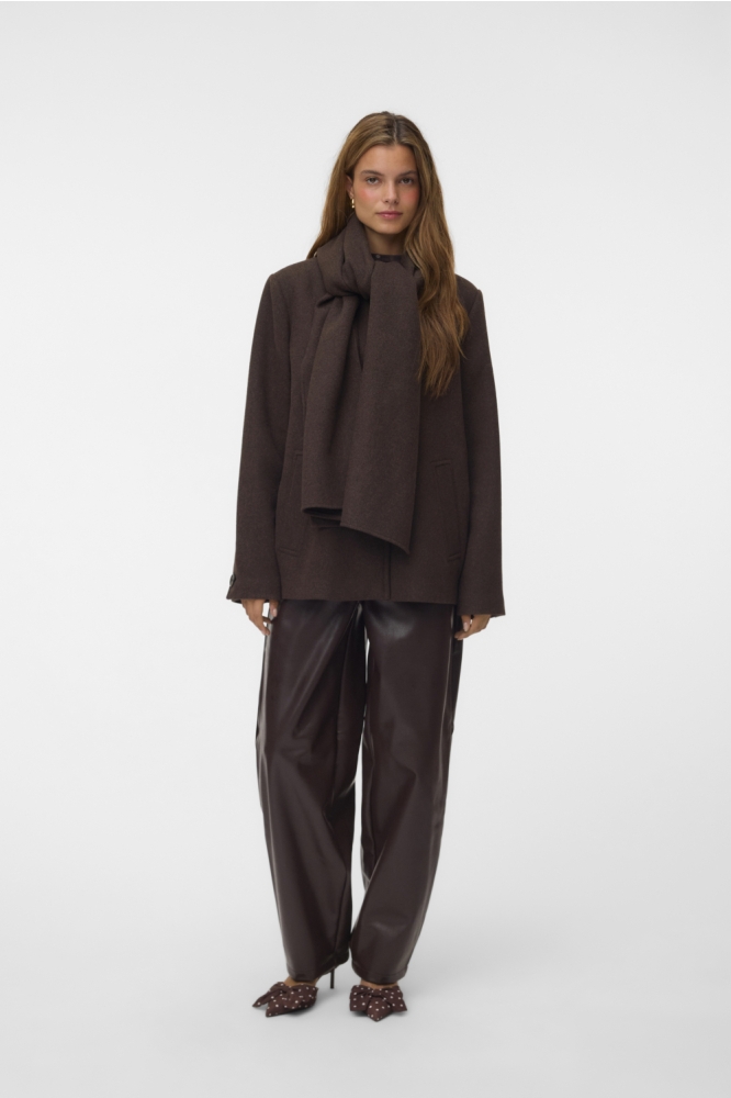 Vero Moda bruine dames jas | Model