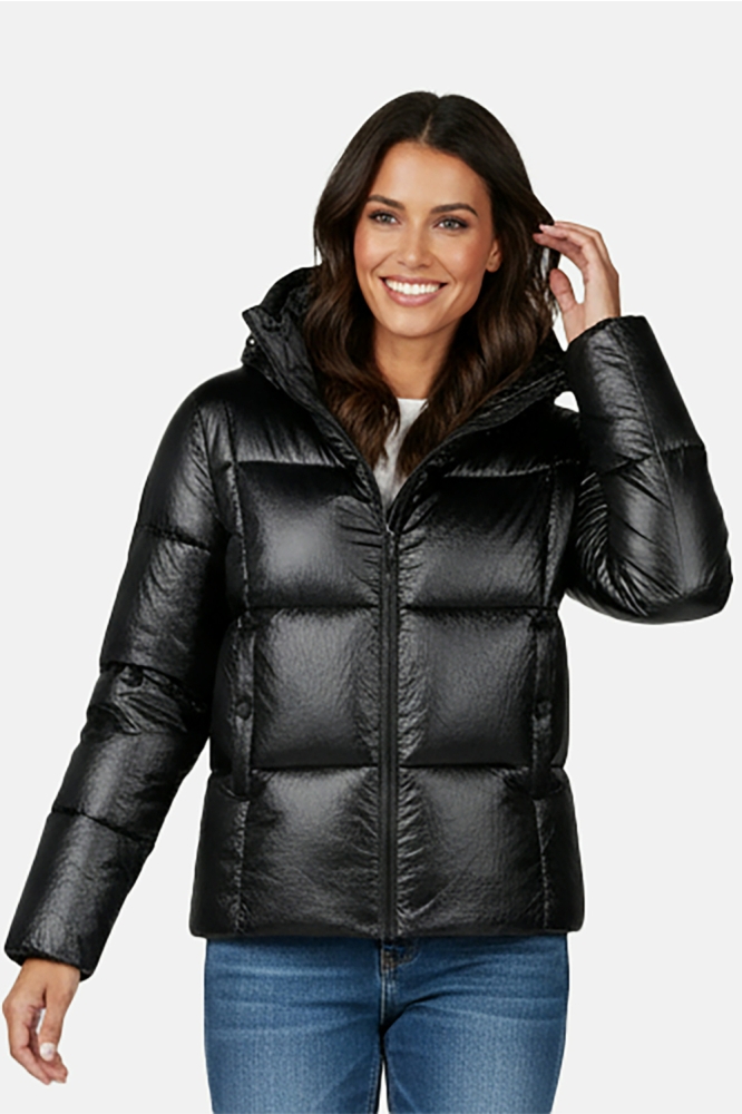 Cars zwarte dames jas | Model vooraanzicht