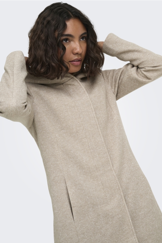 Only taupe dames jas | Close up
