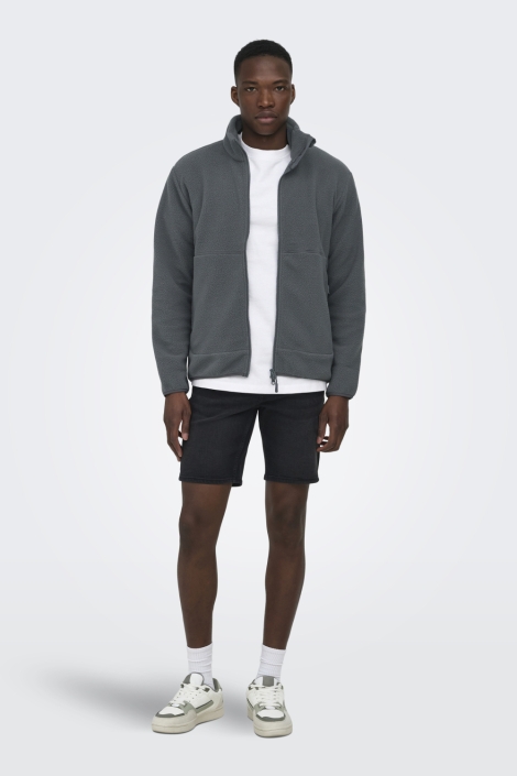 Only & Sons grijze heren jas | Model vooraanzicht