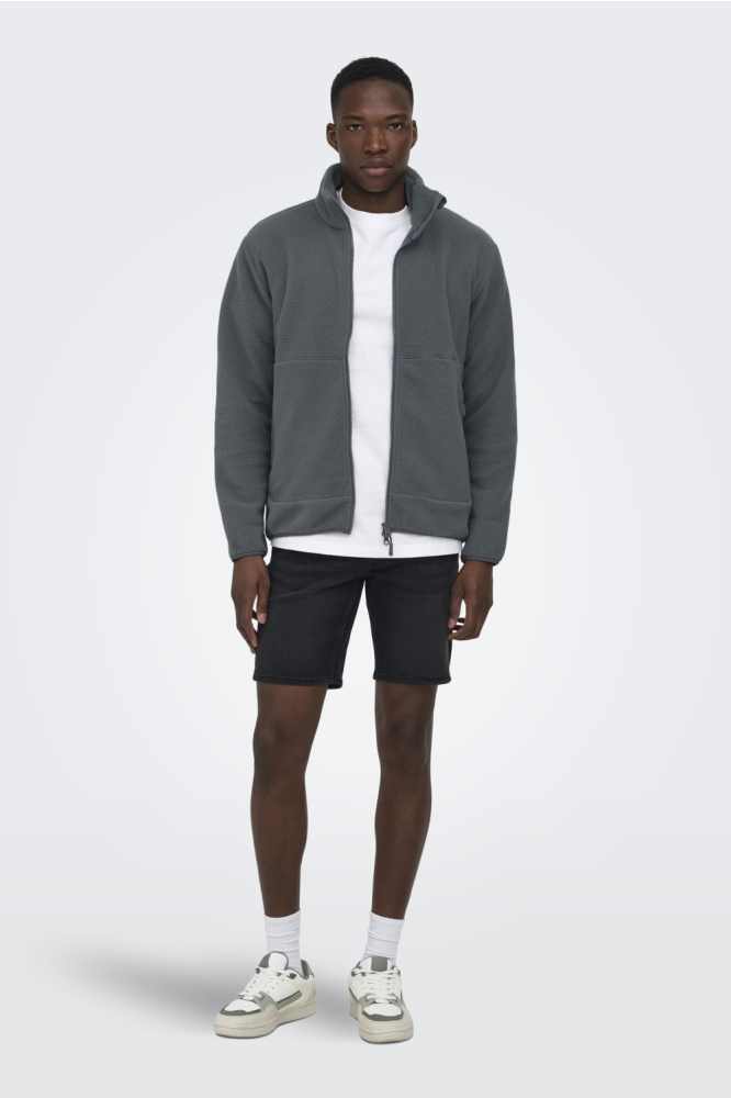 Only & Sons grijze heren jas | Model vooraanzicht