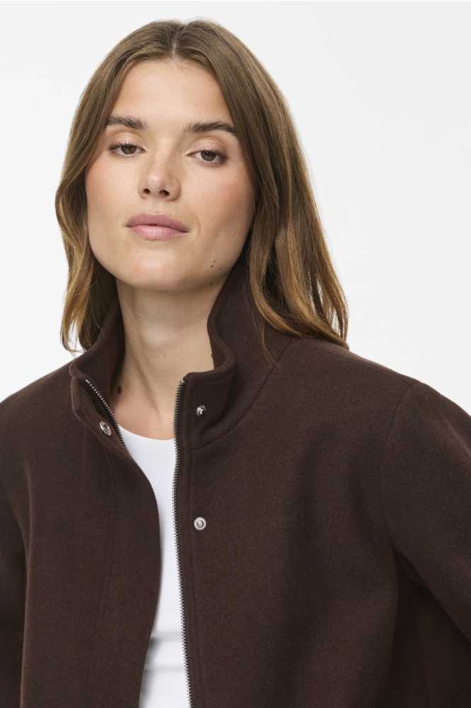 Vila bruine dames jas | Close up
