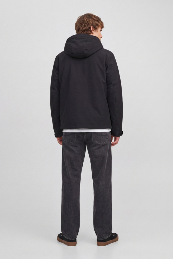 Jack & Jones zwarte heren jas | Model achteraanzicht