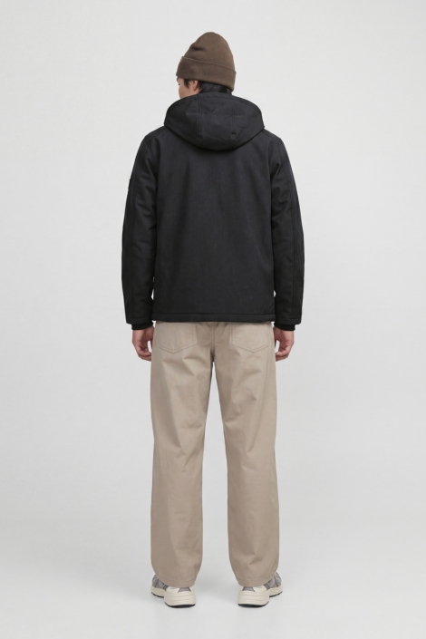 Jack & Jones zwarte heren jas | Model achteraanzicht