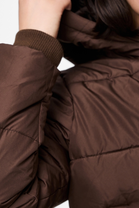 Pieces bruine dames jas | Kleurstaal