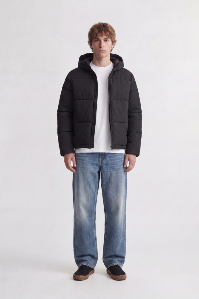 Jack & Jones zwarte heren jas | Model vooraanzicht