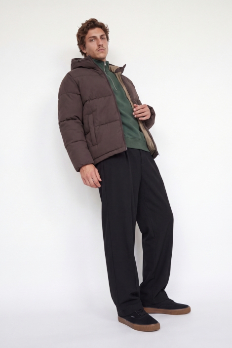 Jack & Jones bruine heren jas | Model vooraanzicht