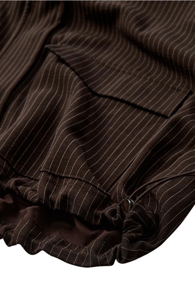 Freequent bruine dames jas | Close up