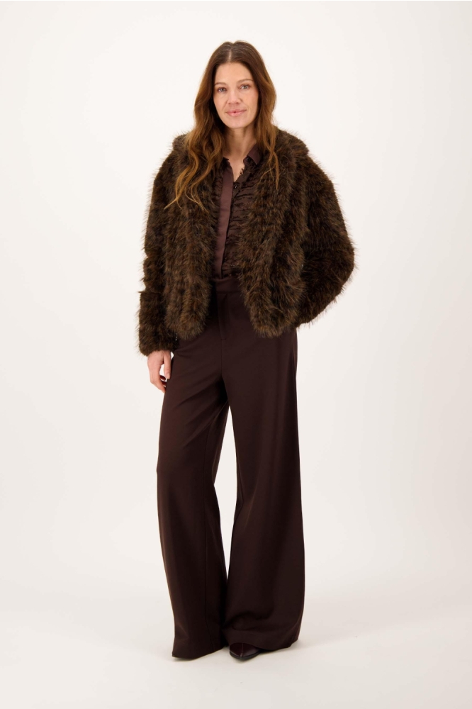 Zusss bruine dames jas | Model