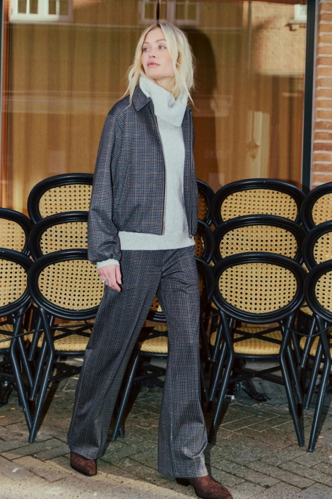 Freequent taupe dames jas | Model