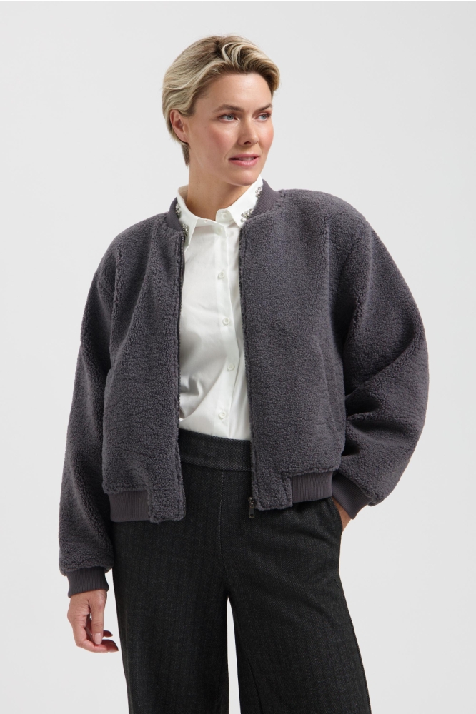 Lady Day grijze dames vest | Model vooraanzicht