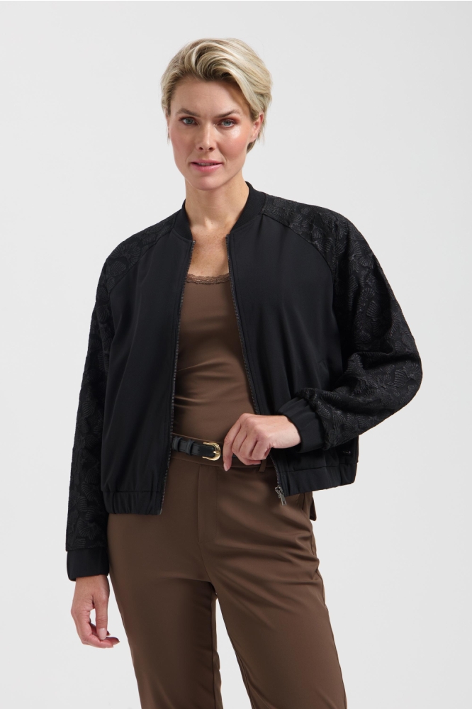 Lady Day zwarte dames vest | Model vooraanzicht