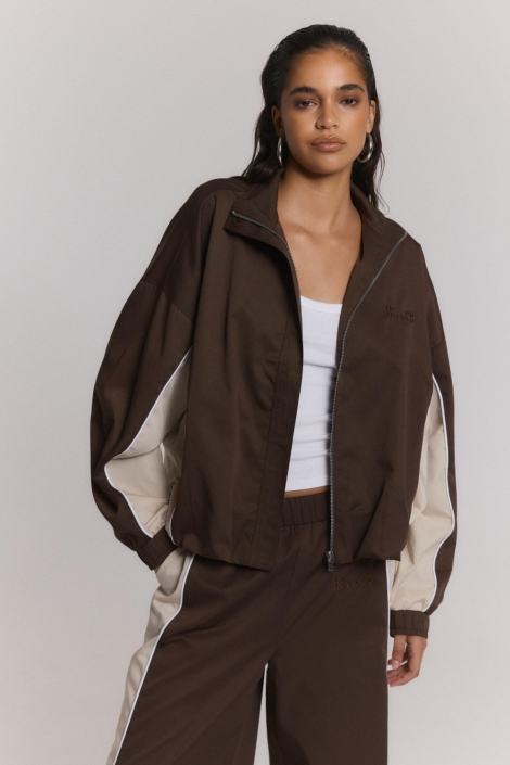 Refined Department bruine dames jas | Model vooraanzicht