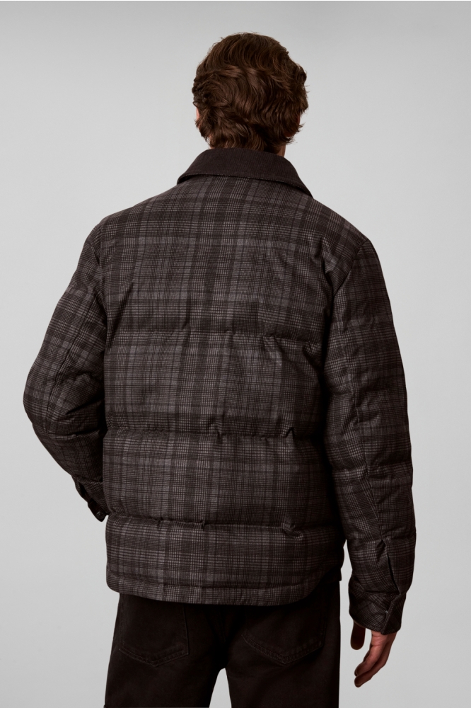 Calvin Klein grijze heren jas | Model achteraanzicht