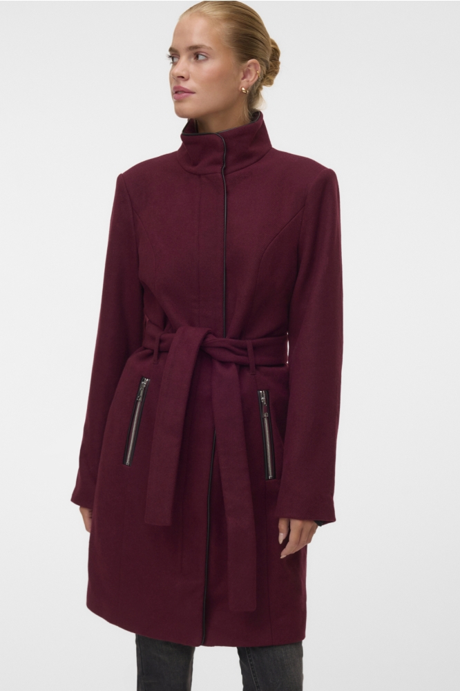 Vero Moda bordeaux dames jas | Model vooraanzicht