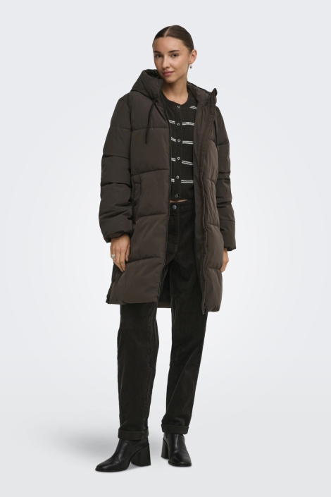 Jacqueline de Yong bruine dames jas | Model