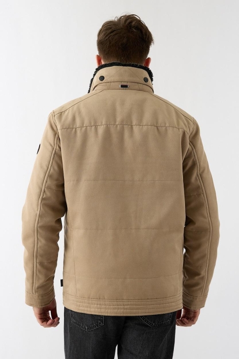 Donders beige heren jas | Model achteraanzicht