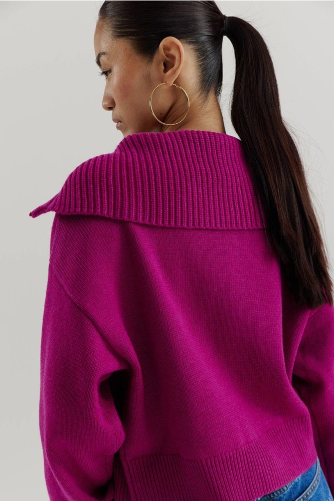 Harper & Yve paarse dames vest | Model achteraanzicht